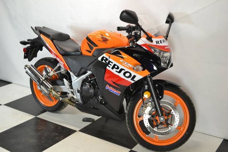 Honda cbr 250 r — это спортивный мотоцикл