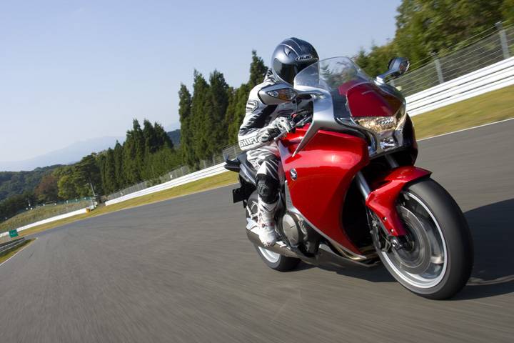 Мотоцикл honda vfr1200 f 2010 - разбираемся во всех подробностях
