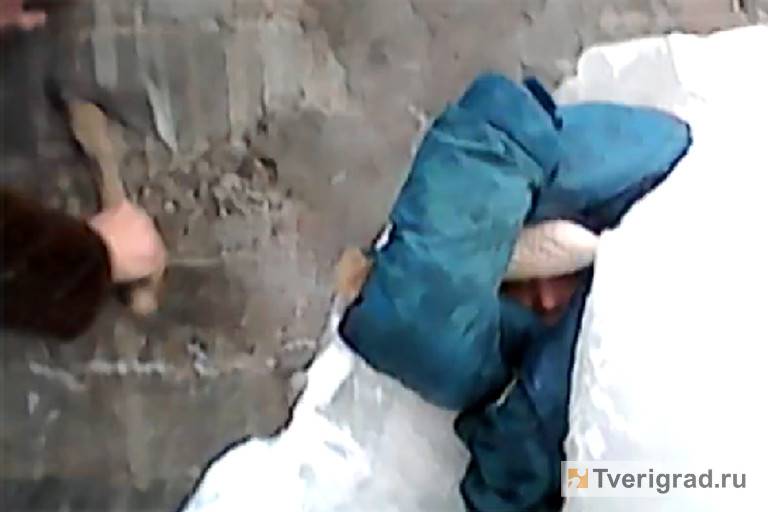 «перевязываешь пальцы и отпиливаешь по одному»: как ранульф файнс выживал в антарктиде и обошел землю по меридиану
