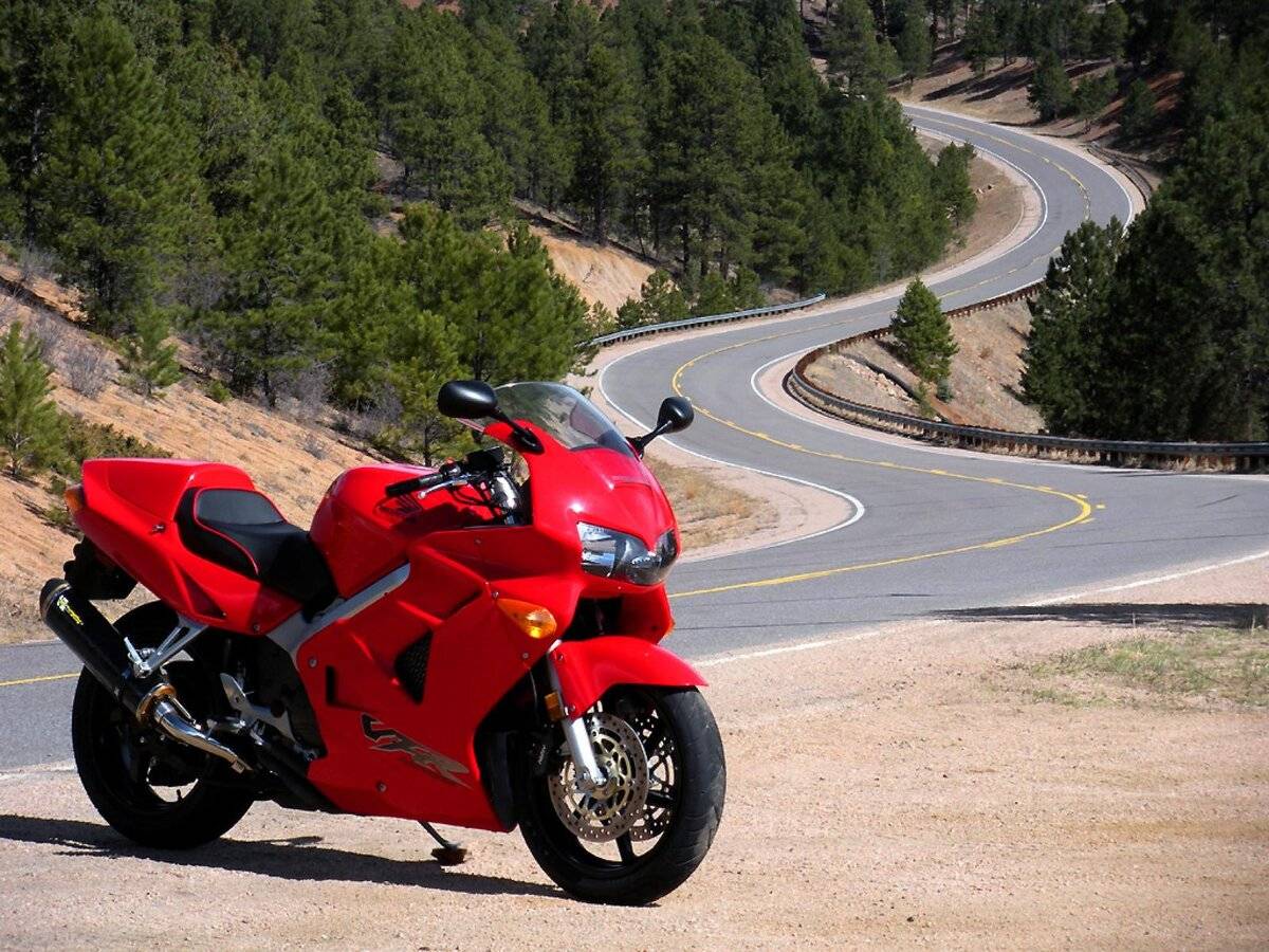 Мотоцикл honda vfr 800 f1 2000: читаем суть
