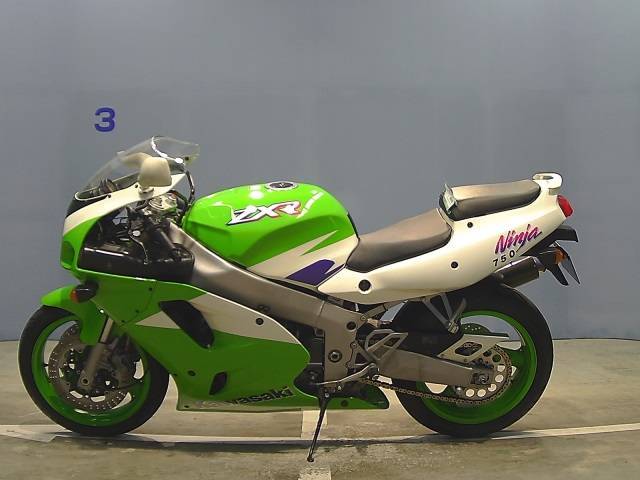 Kawasaki z750 (2007) мотоцикл спорт стритфайтер 750 куб.см в москве — продажа и лизинг