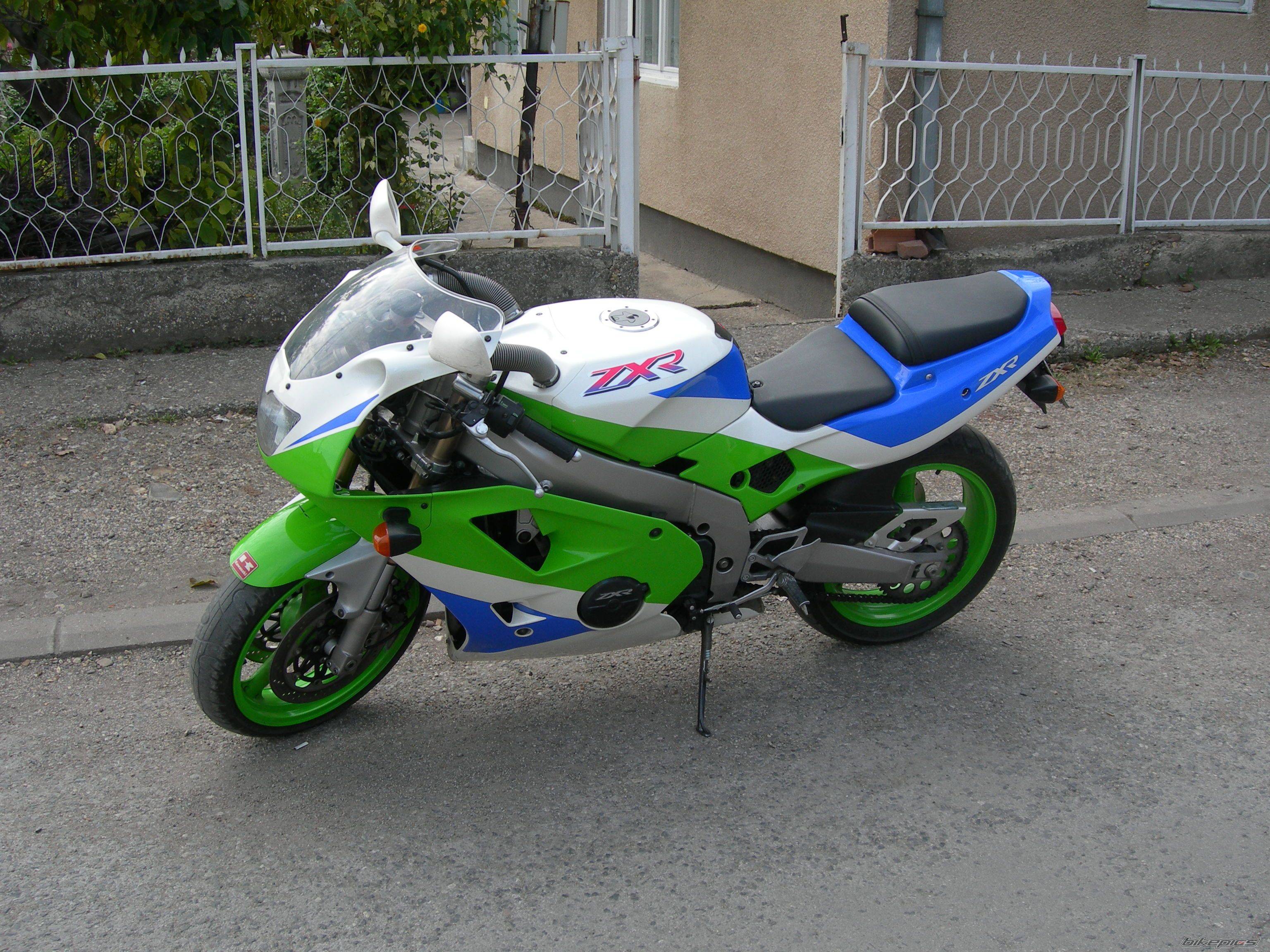 Kawasaki zxr400 (l model) - cyclechaos