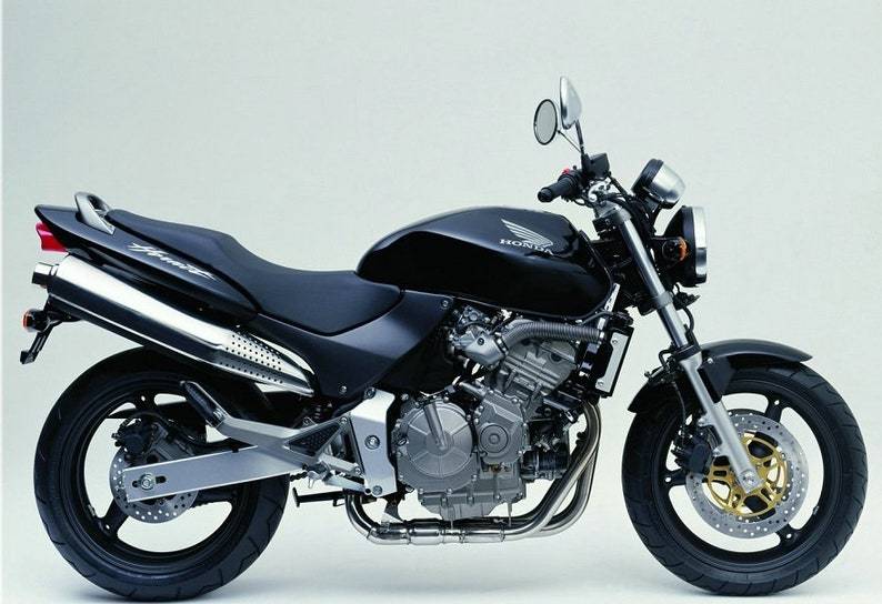 Мотоцикл honda cb600 f hornet 2002 - рассмотрим подробно