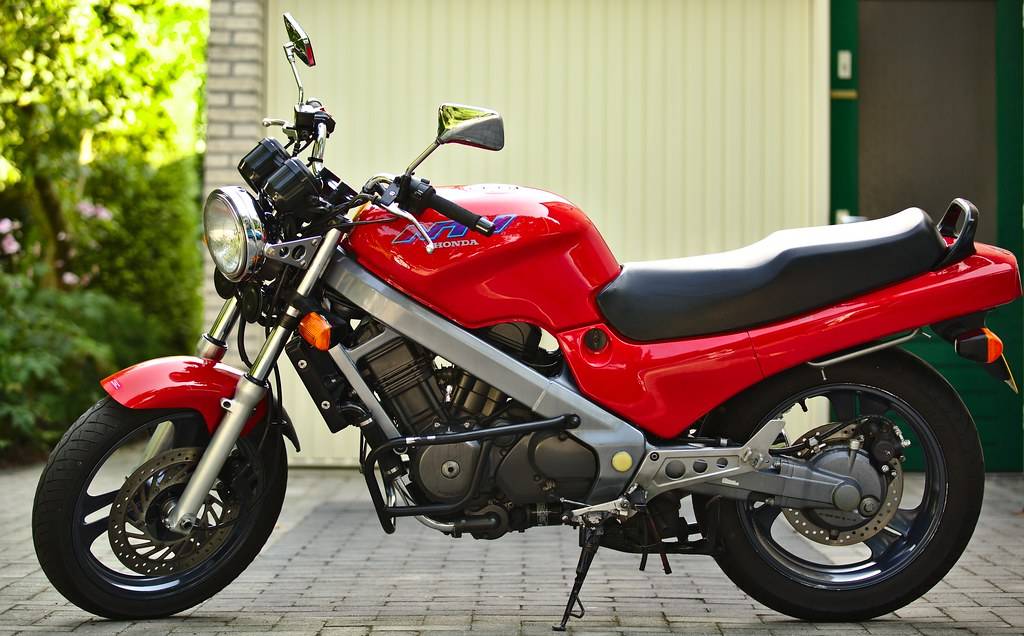 Honda nt650
