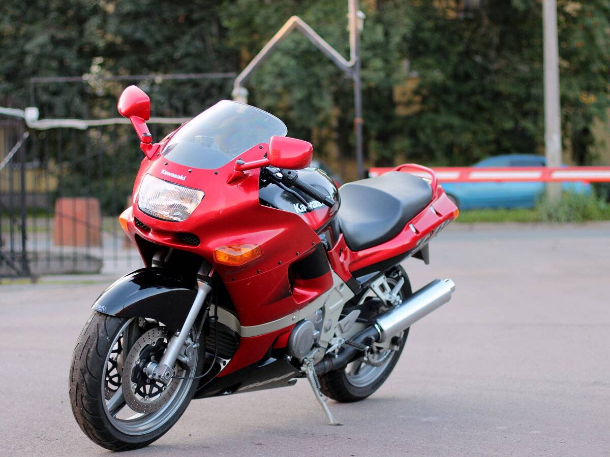 Kawasaki zzr1400