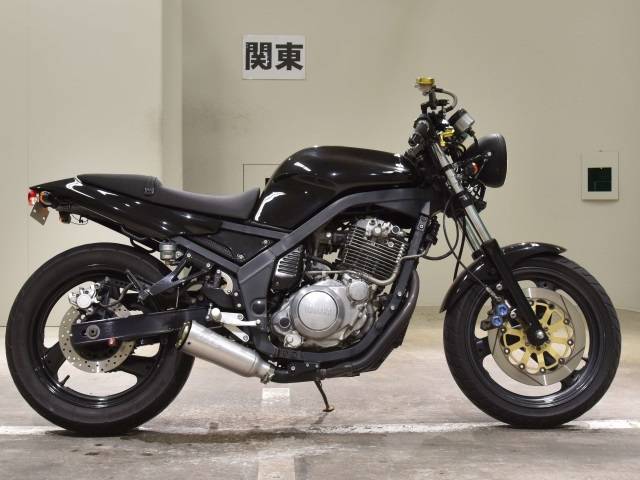 Видео yamaha sr400: тест драйв