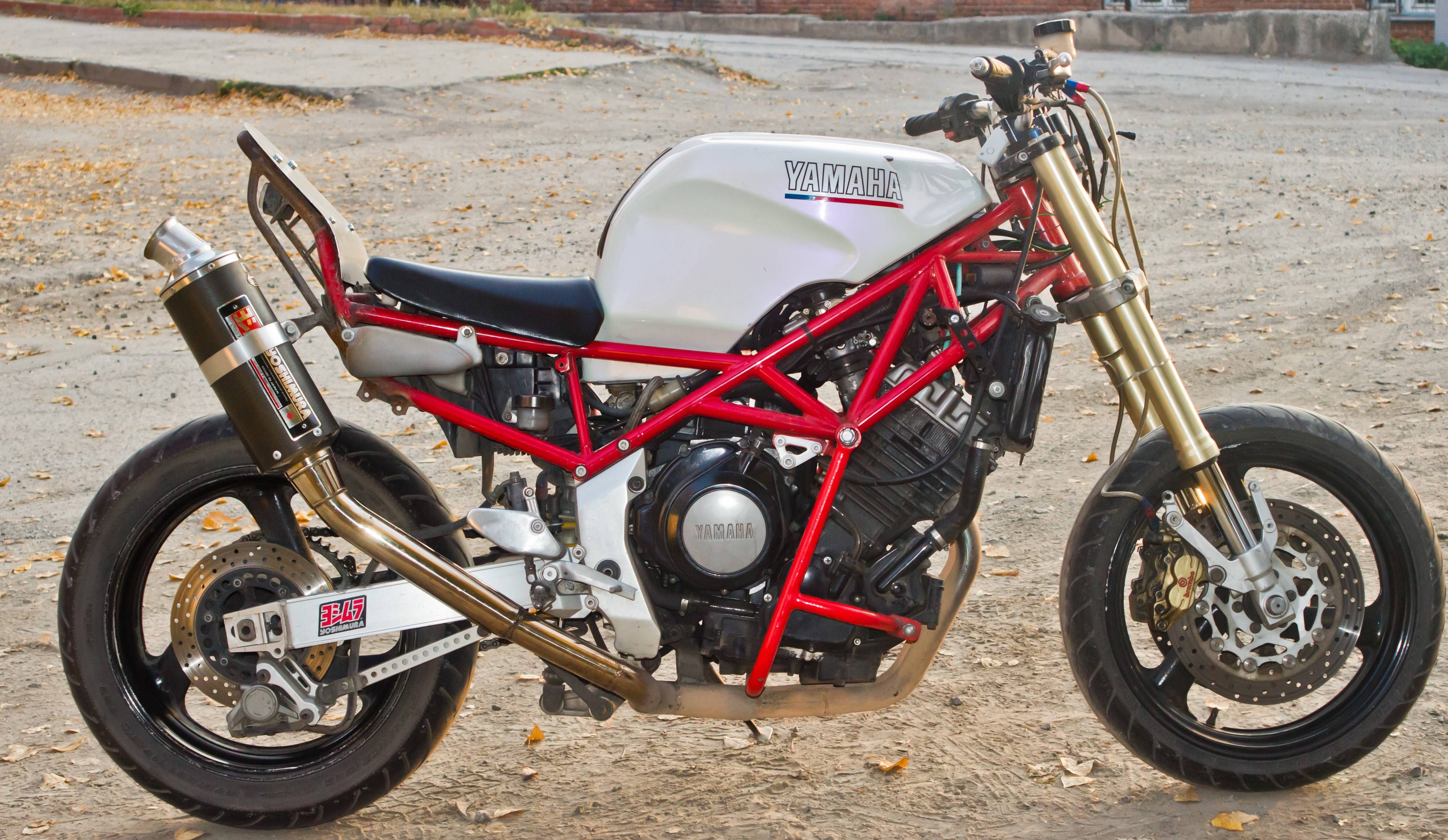 Тест-драйв мотоцикла Yamaha TRX 850