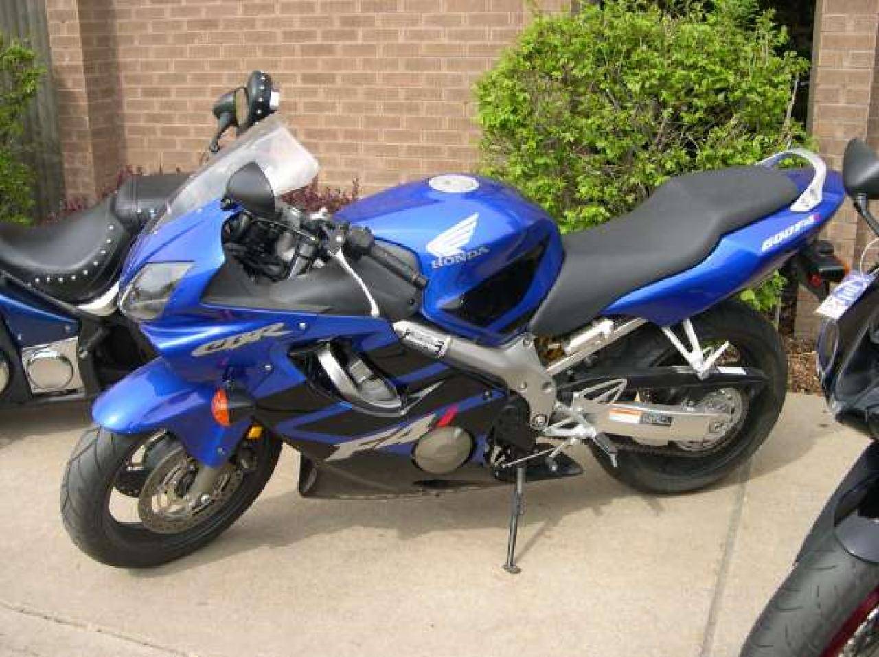 Honda cbr600f (f1, f2, f3, f4, f4i): review, history, specs - bikeswiki.com, japanese motorcycle encyclopedia