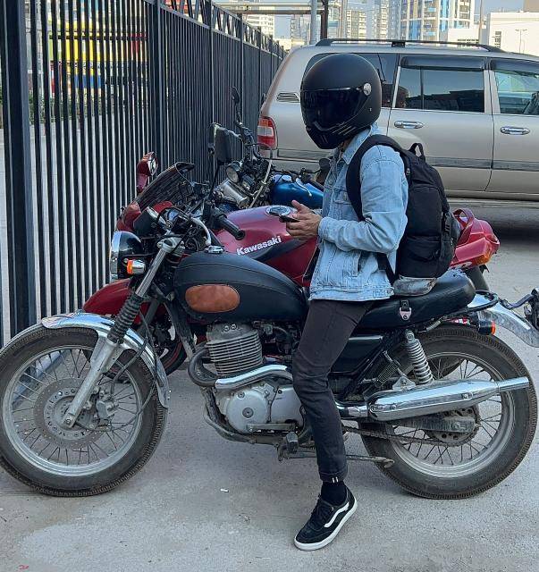 Мотоцикл honda cb 400: технические характеристики и краткий обзор модели