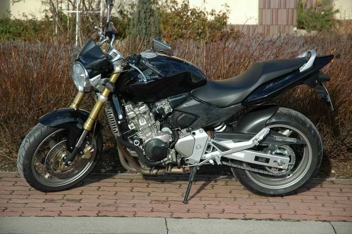 Honda cb 600 f hornet: review, history, specs