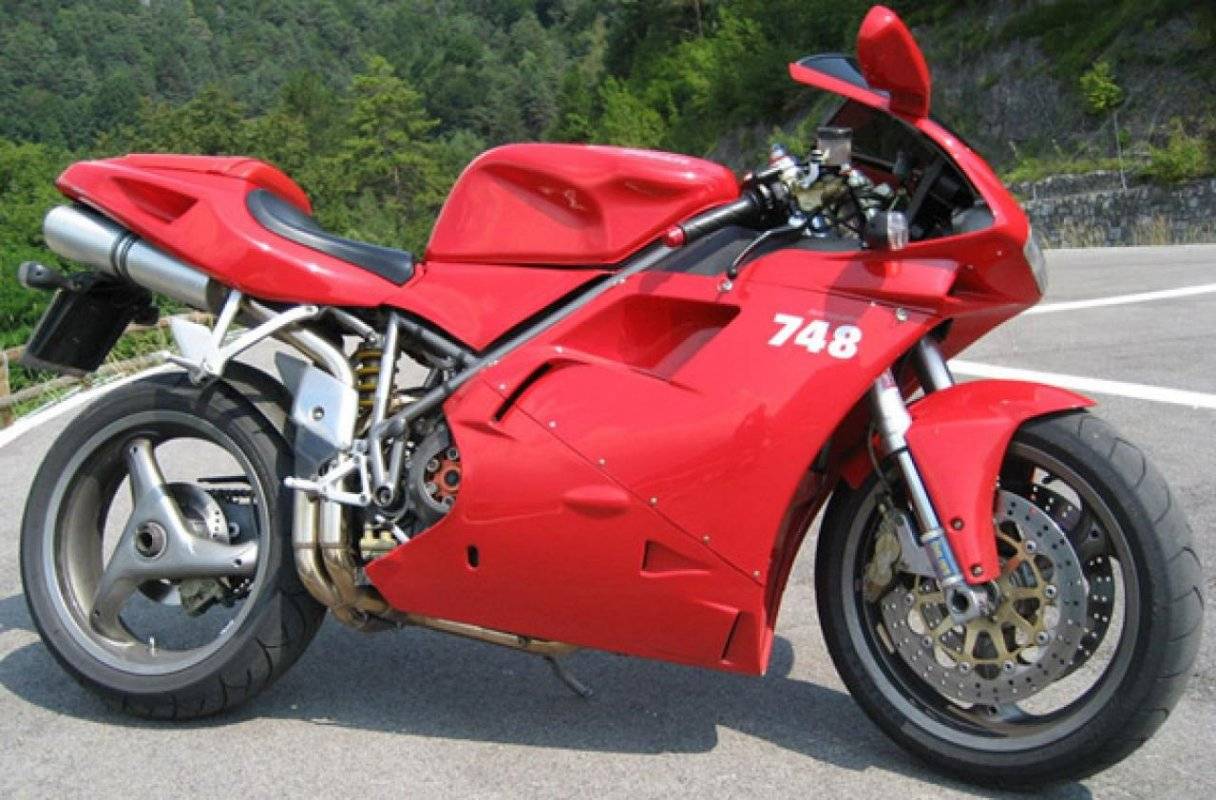 Мотоцикл ducati 748 r 2002 - изучаем по порядку