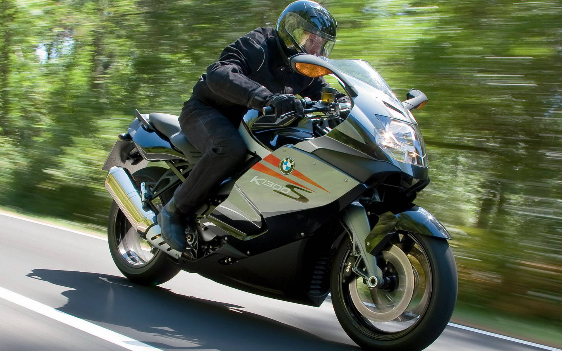 Honda crf1000l africa twin и bmw r1200gs
