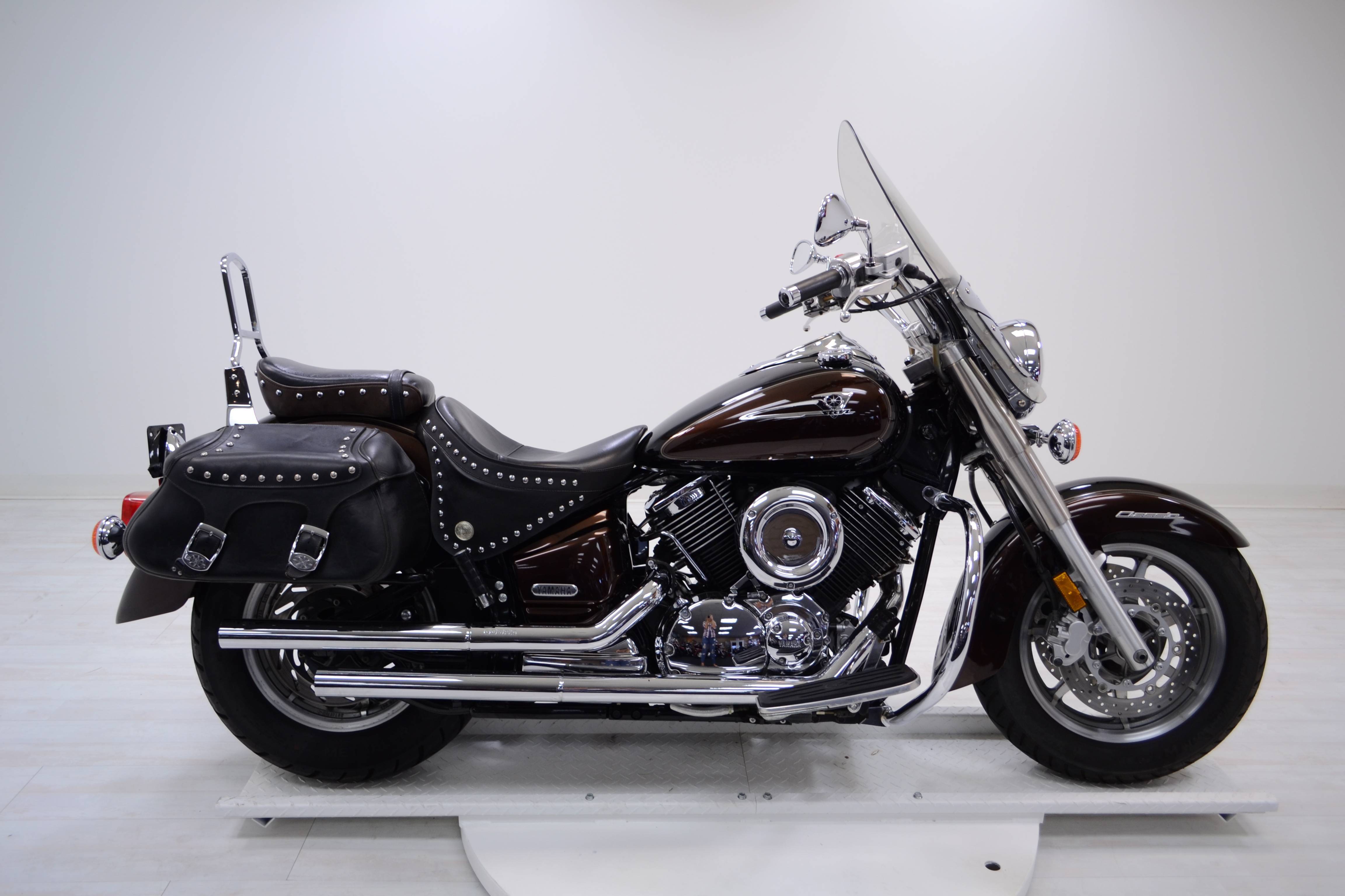 Yamaha xvs1300a midnight star